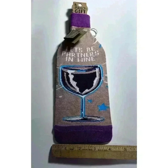 New “Let’s Be Partners In Wine “ Bottle Sock Kathy Primitives - Picture 2 of 6